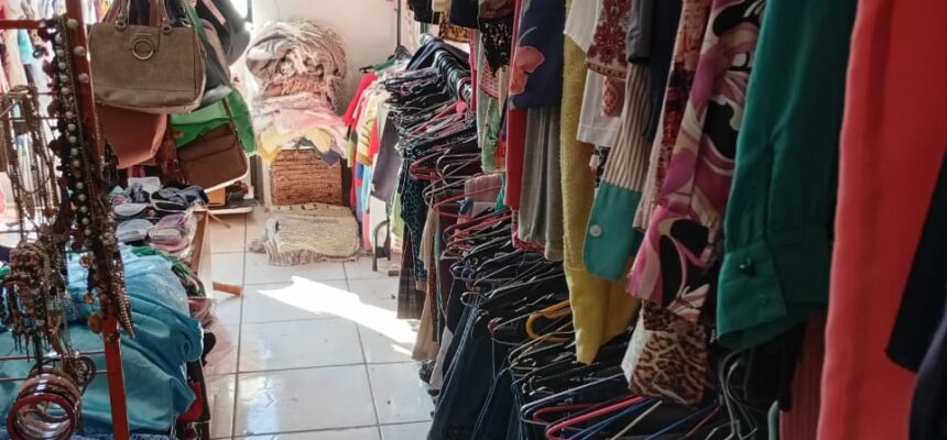Bazar Solidário Mãos que Acolhem: Moda que Transforma Vidas!